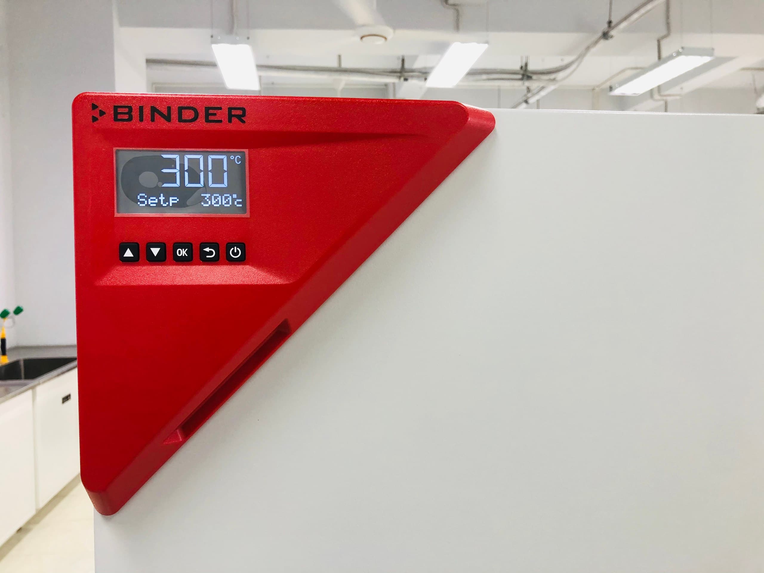 Sửa chữa bảo trì thiết bị Binder