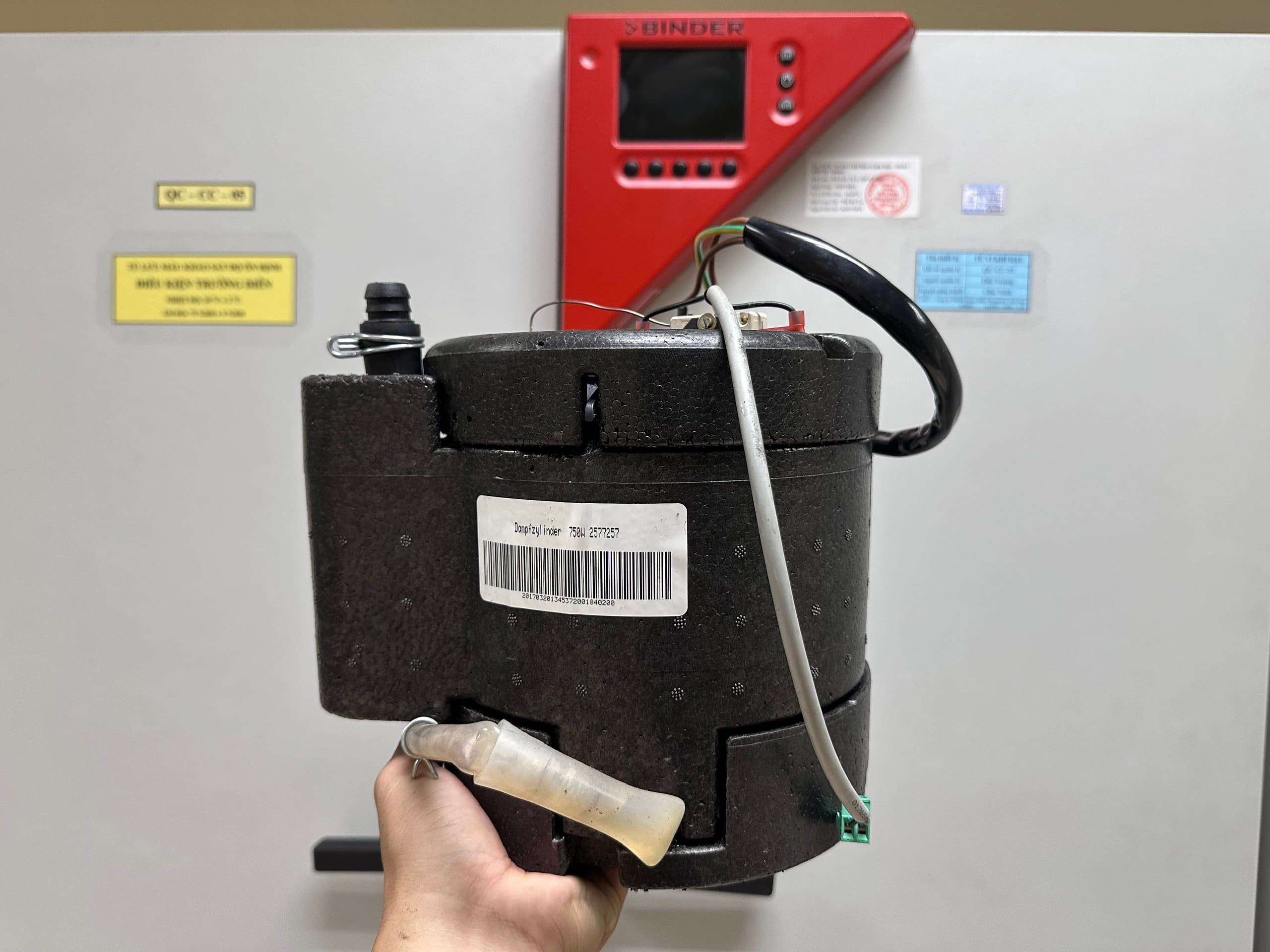 Phụ kện thiết bị Binder